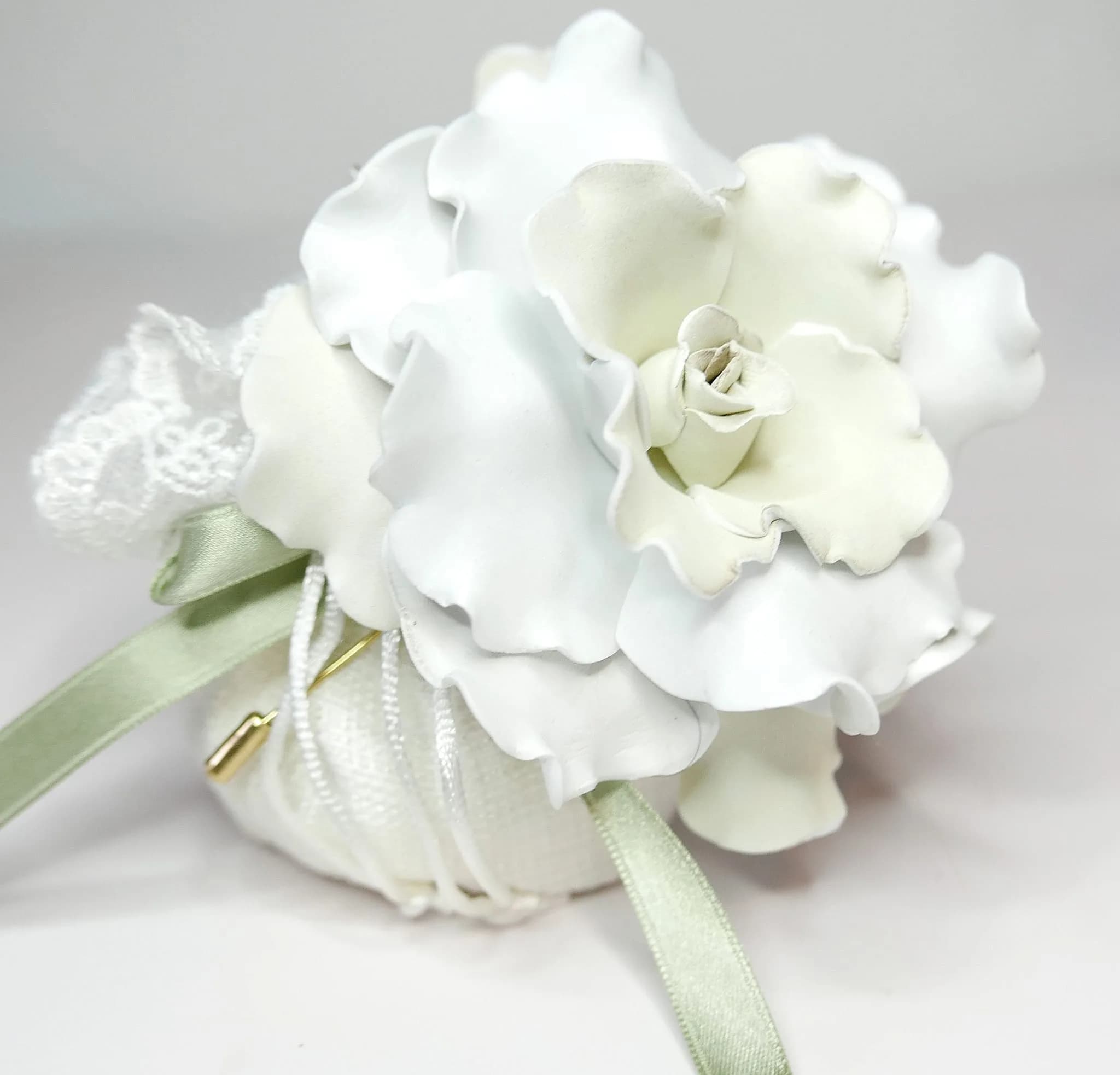 Matrimoni, fiori giganti in contesto